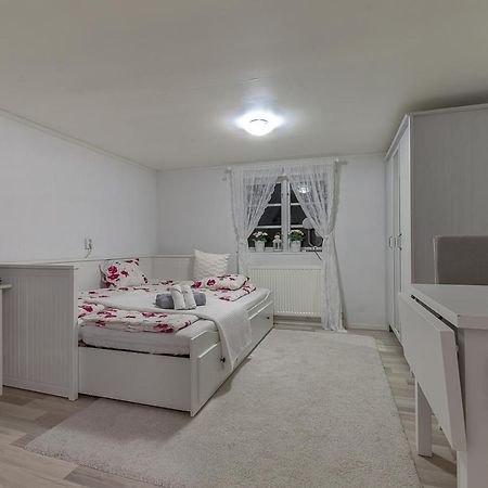 Skogsstuga I Bassholma Villa Munka-Ljungby Luaran gambar